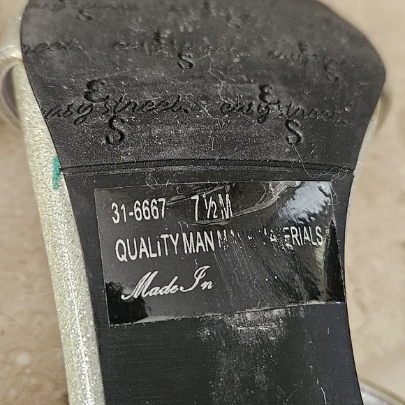 Easy Street Sandals - Picture 7 of 7